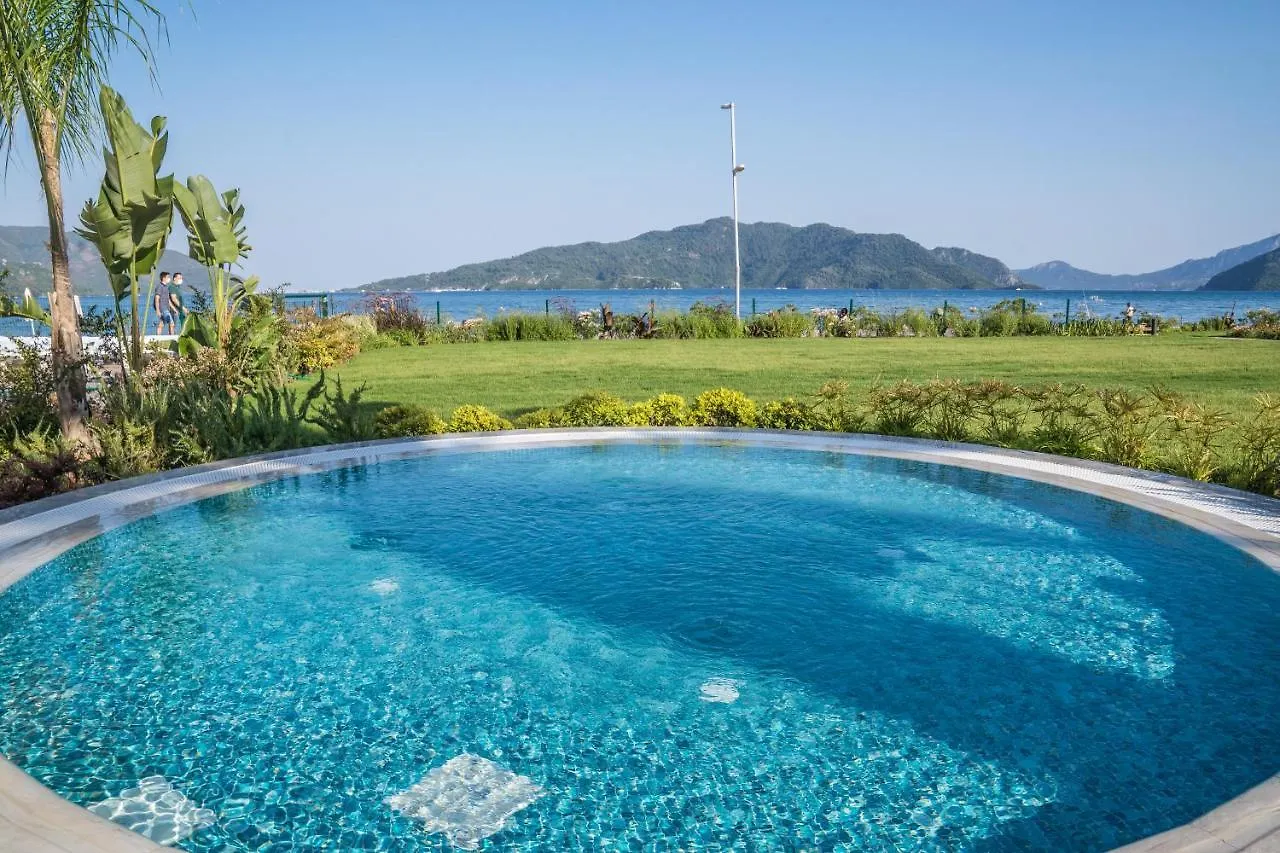 Premier Nergis Beach & Spa Marmaris 4*,
